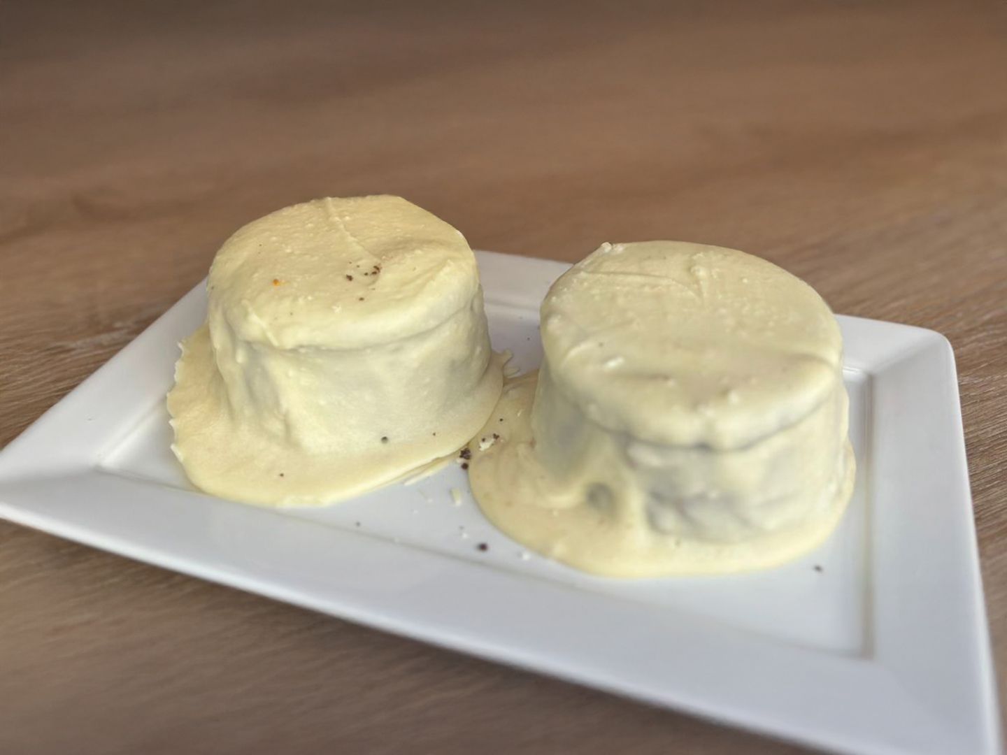 Alfajor blanco de frutos rojos